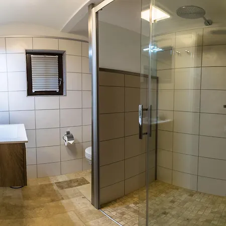 בית נופש Kraxlhuette Krippen *